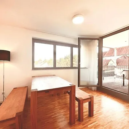 Stadthaus Serviced - 'sunny' Appartement